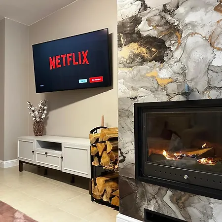 Elegance28 - Stylish Mountain Retreat In By Flat Mаnager