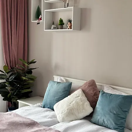 Apartamento Elegance28 - Stylish Mountain Retreat In By Flat Mаnager