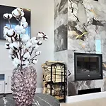 Appartement Elegance28 - Stylish Mountain Retreat In By Flat Mаnager